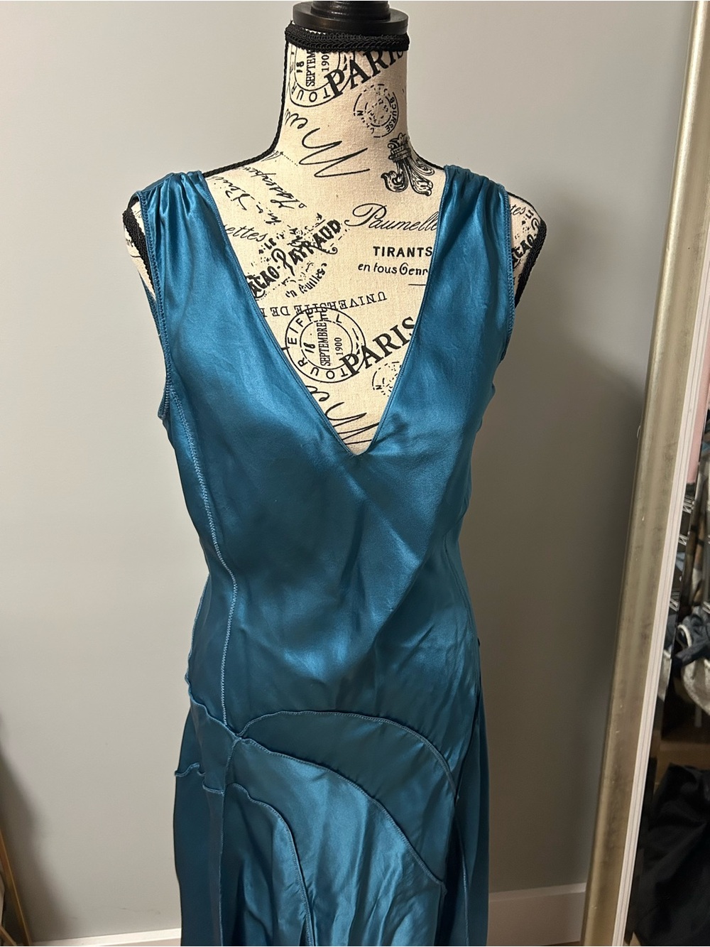 ARMANI EXCHANGE Blue Satin V-Neck Sleeveless Dress